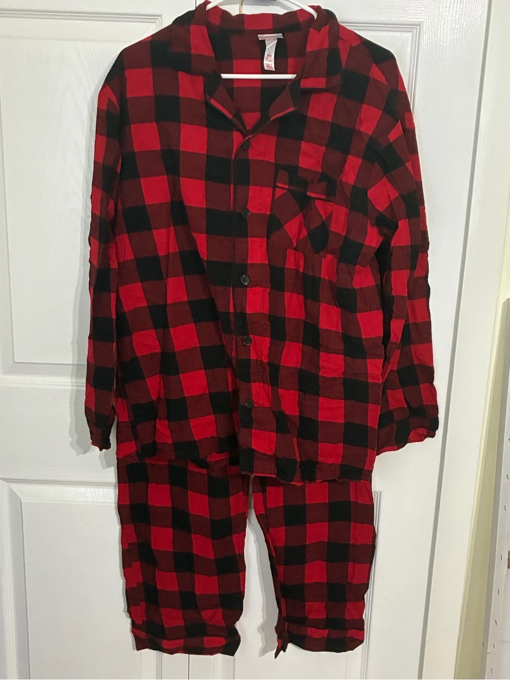 Men’s large Red and Black Plaid Pajama Set - Classic Flannel Sleepwear